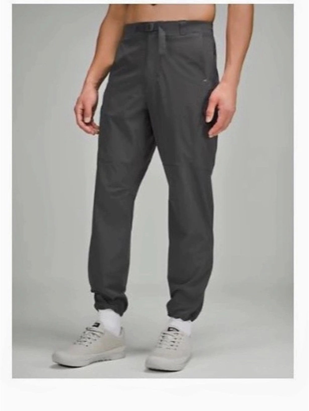 Lululemon Outdoor Training pants 29”